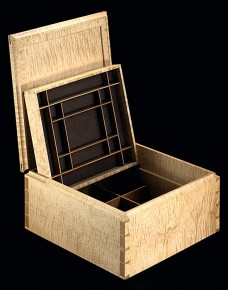 Curly and Quilted Maple Jewelry Box - Inside